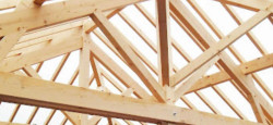 Charpentier pour une rénovation totale de charpente  