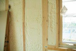 Isolation des combles et rénovation de charpente dans une maison ancienne